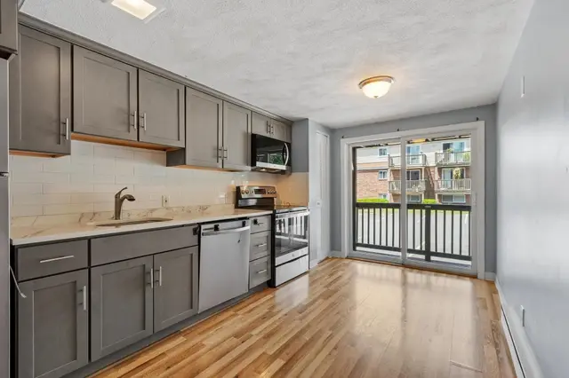 9 Wampus Ave #4