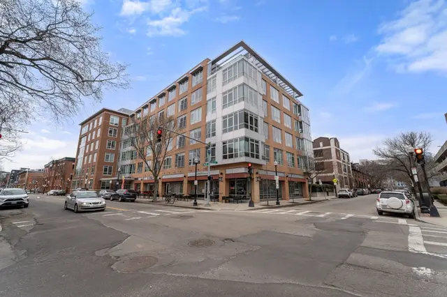 700 Harrison Ave #516