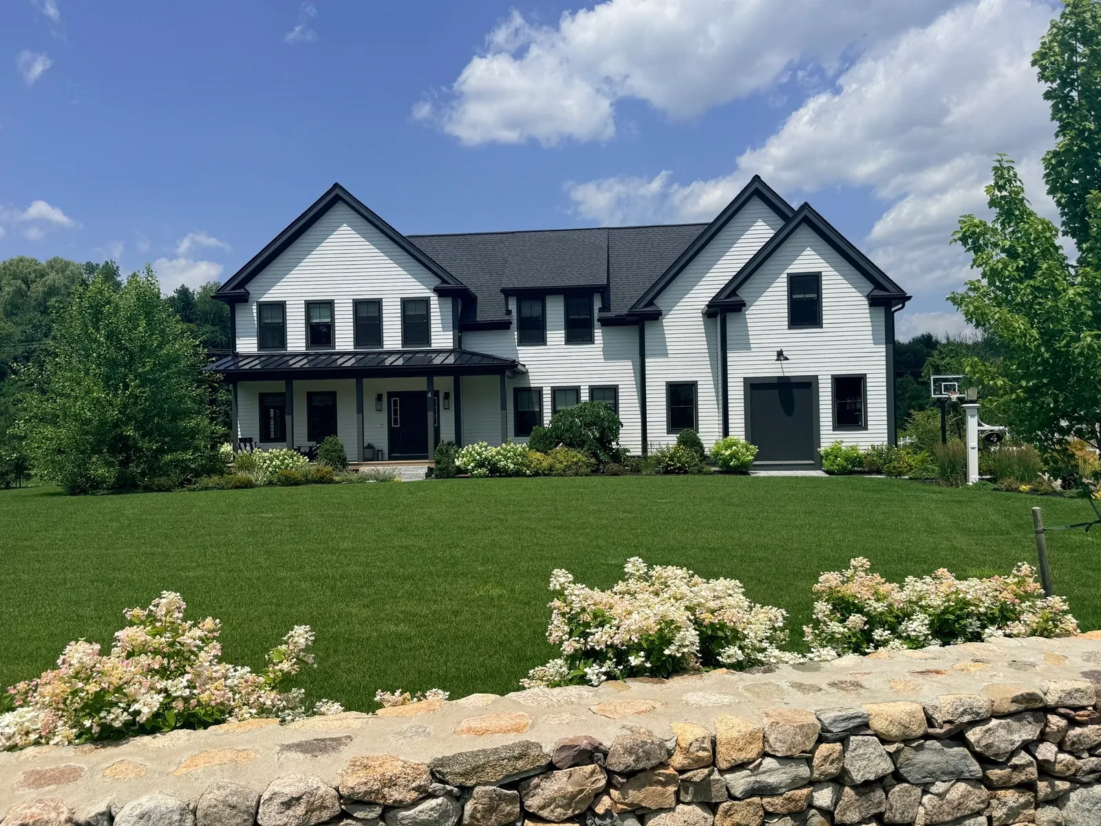 4 Dairy Farm Ln, Southborough