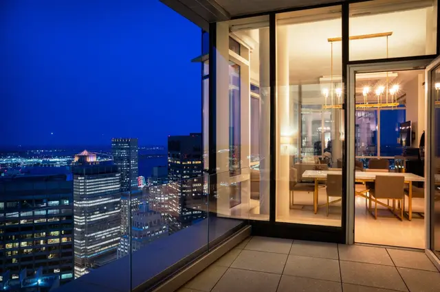 1 Franklin Street #PH2D