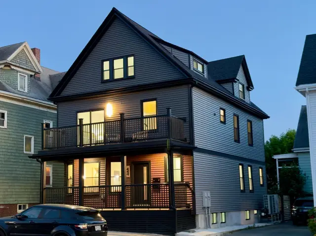 446 Broadway #1