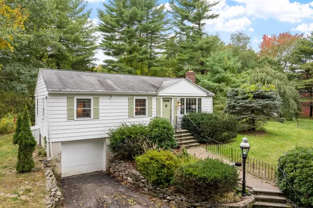 74 Davidson Rd
