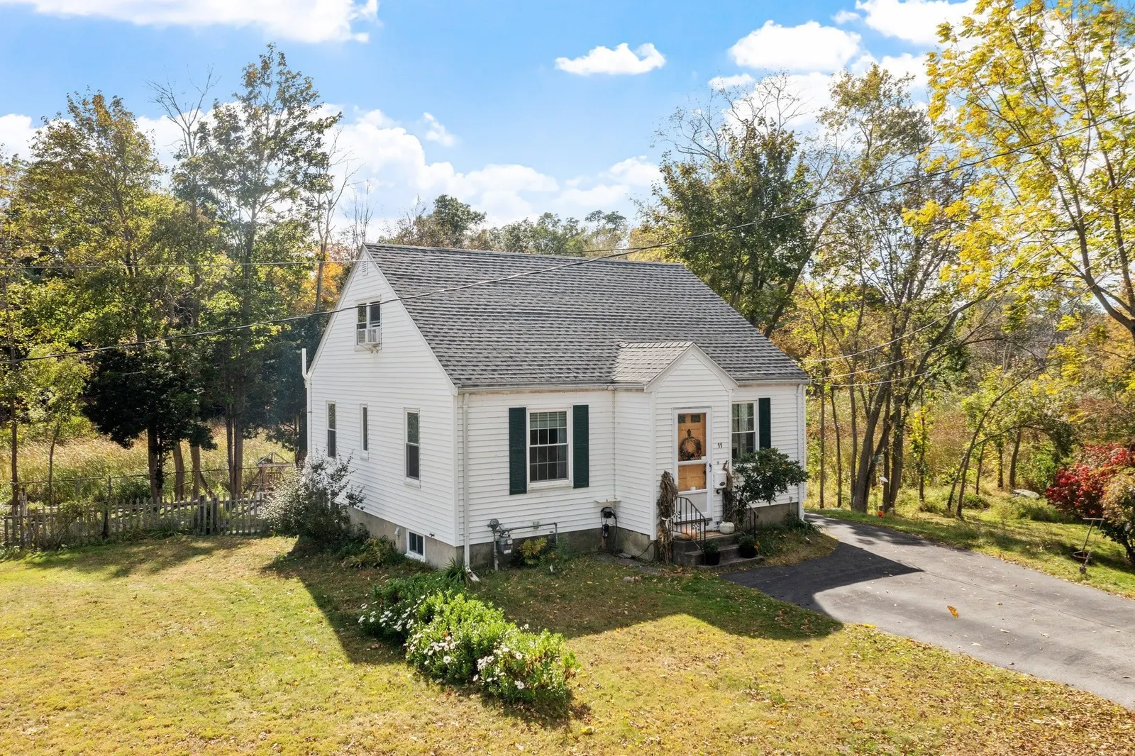 11 Barker St, Danvers