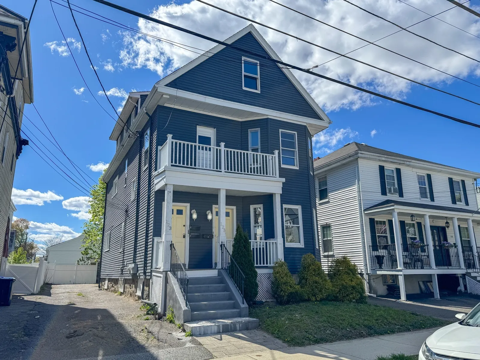 123-125 Laurel St, Malden