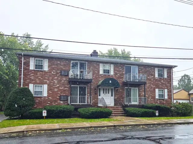 6-8 Broadway Ave #8