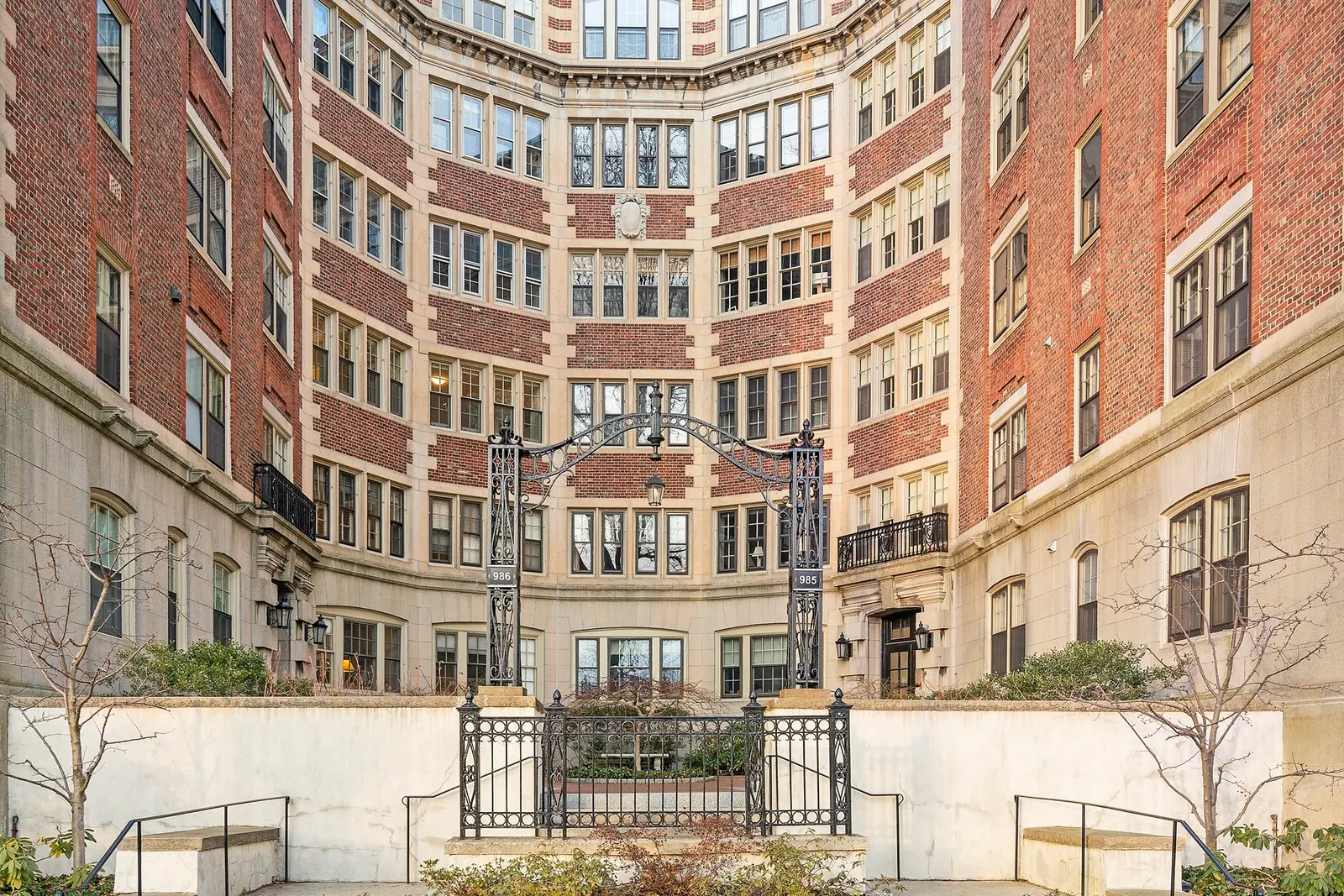 986 Memorial Drive #204, Cambridge