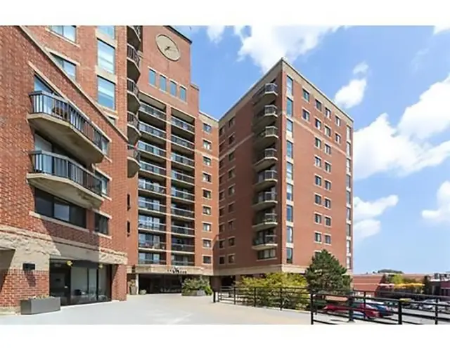 15 N Beacon St #801