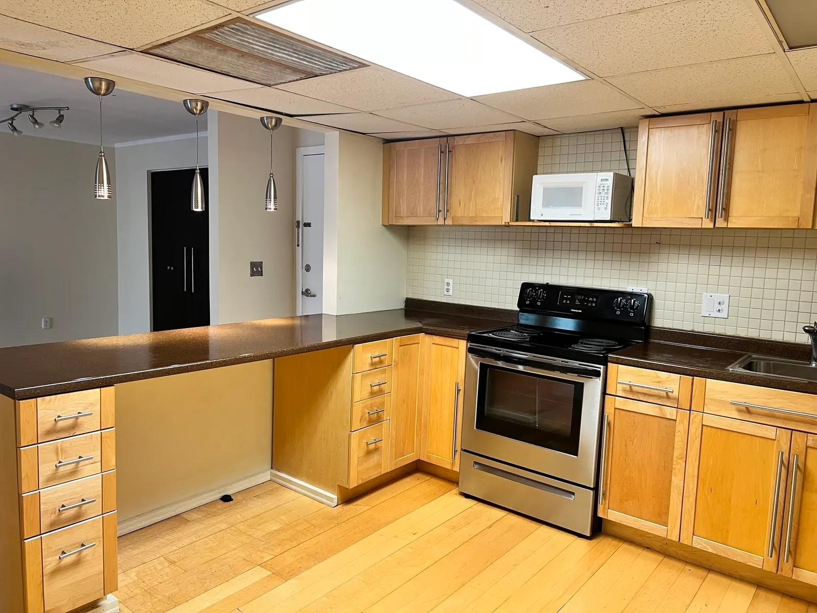 13 Shadowbrook Ln #38, Milford