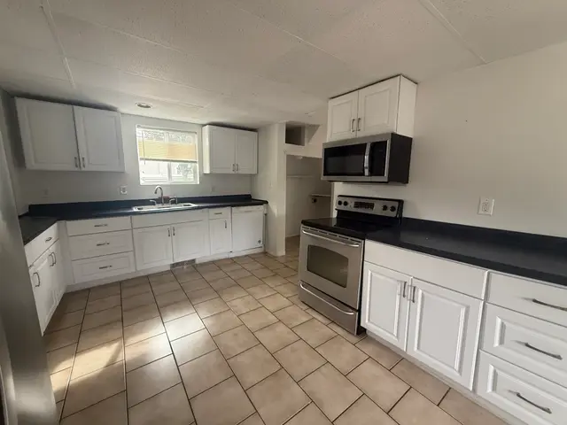 14 Arcadia St #2