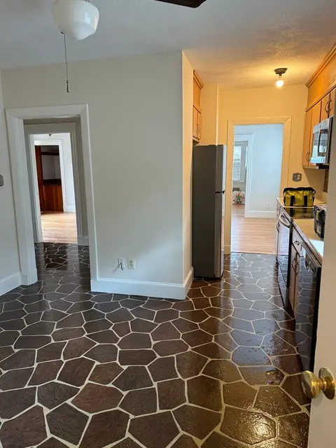126 Francis St #2