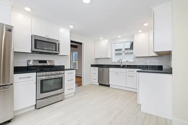 54 Montrose #2, Somerville