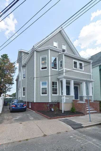 8 Melvin St #2
