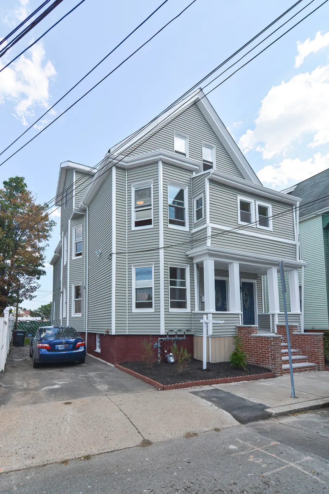 8 Melvin St #2, Somerville