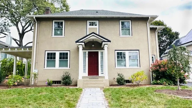 219 Harris Avenue, Needham