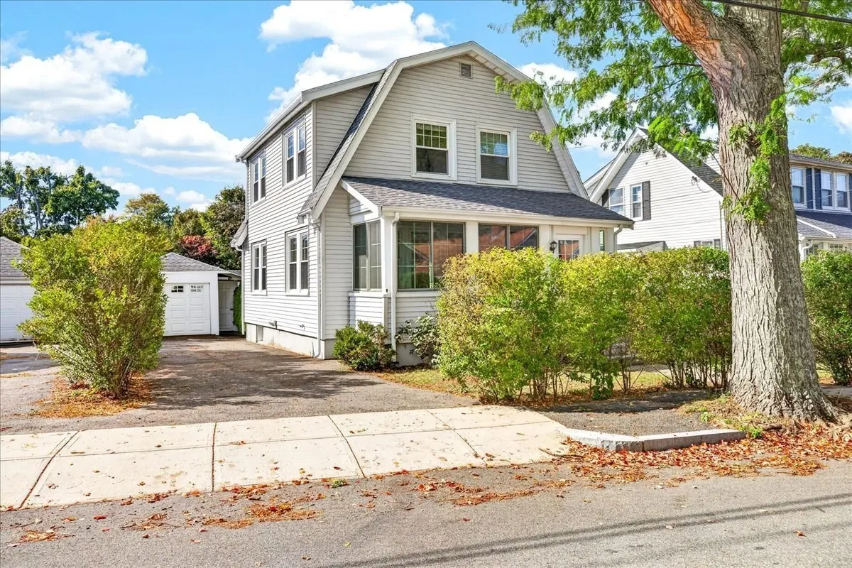 8 Sunnyside Rd, Quincy