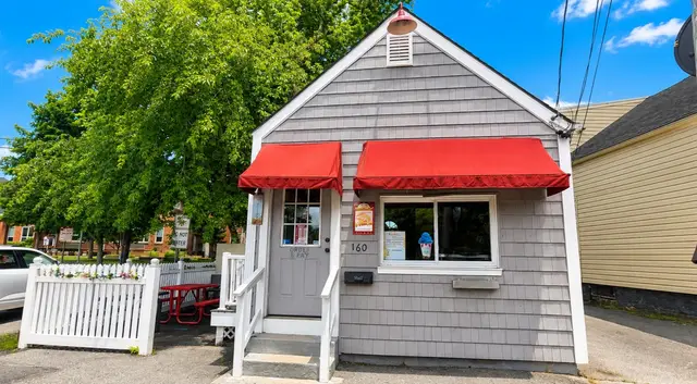 160 Lynn Street