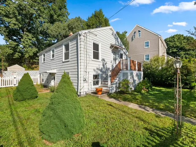 4 Ralph St
