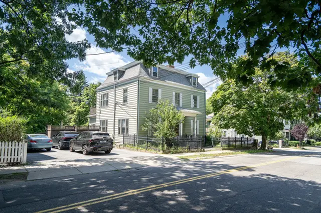 128 Summer St