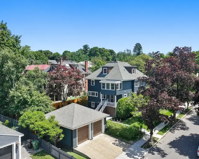 68 Barnard Avenue