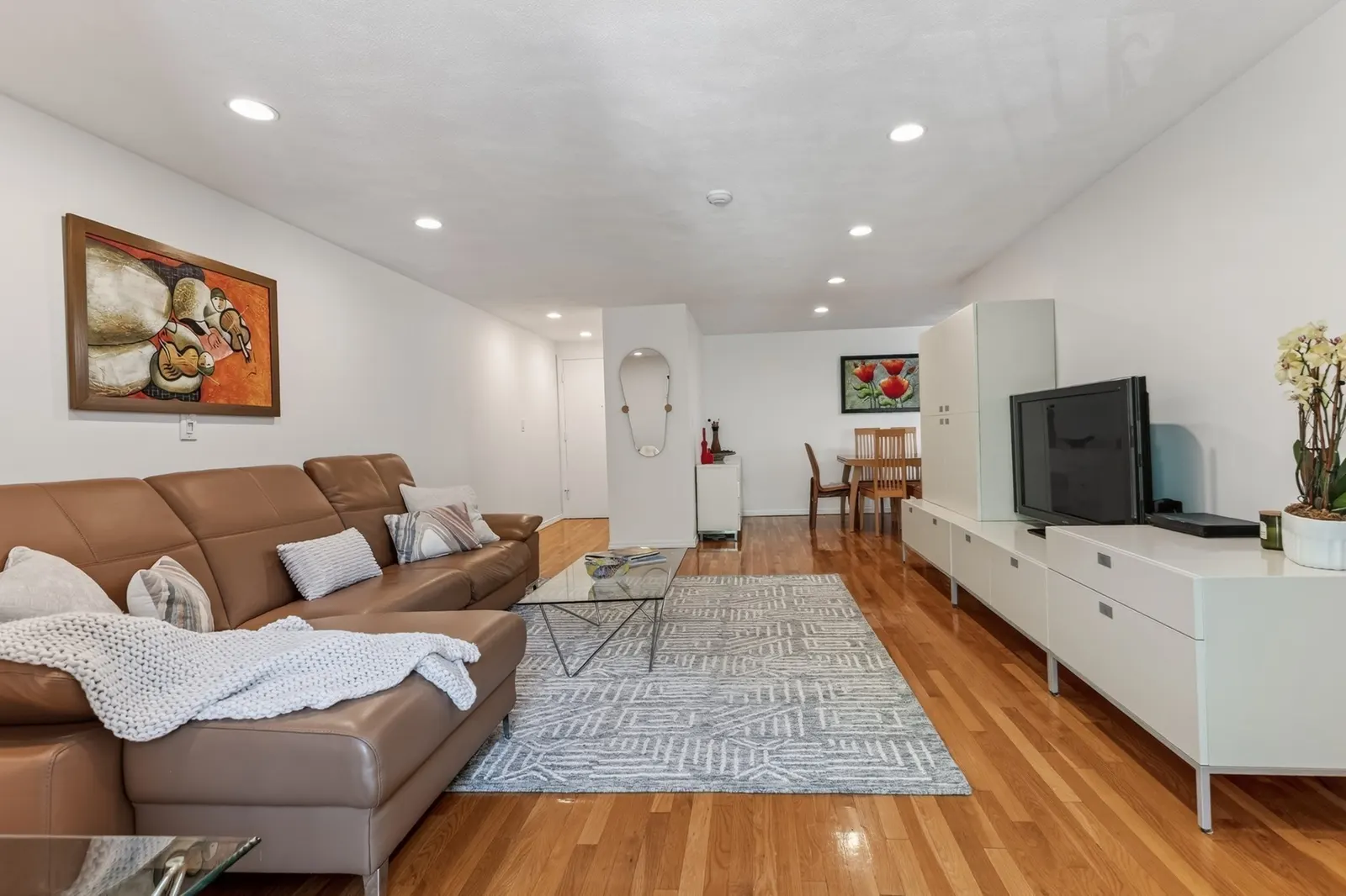 131 Pierce St #304, Malden