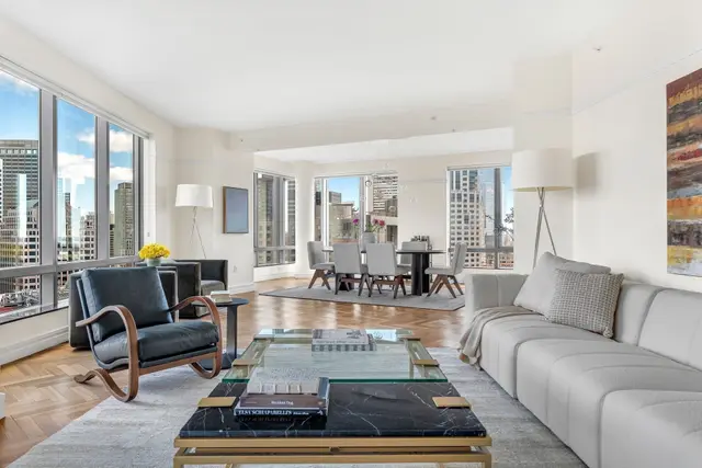 1 Avery St #24D