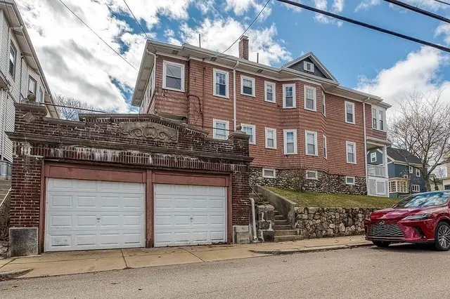 73 Westbourne St