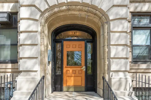 137 Peterborough St #21
