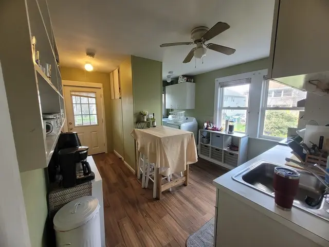 31 Lyman Ave #31