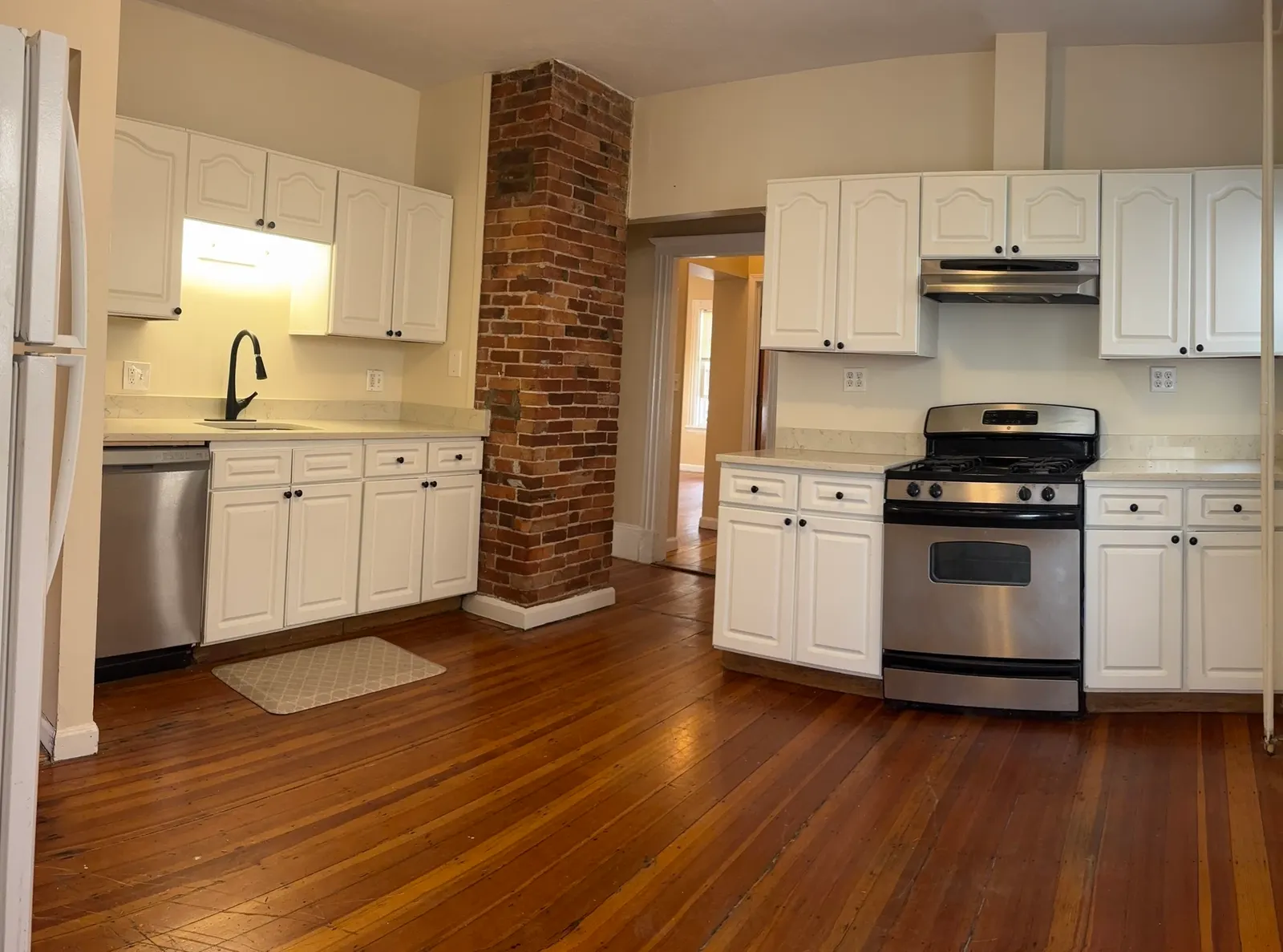 16-18 Waveway Ave #1, Winthrop
