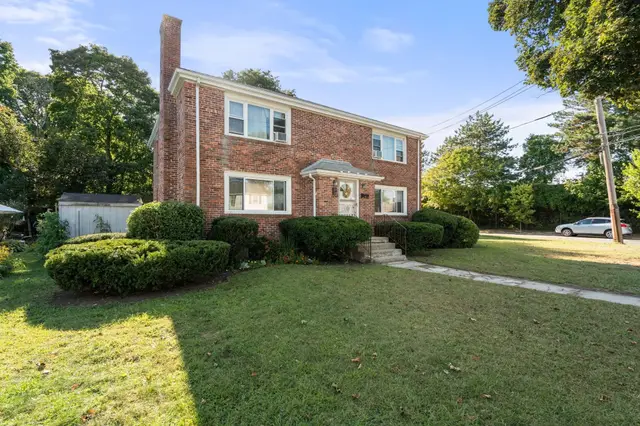 35 Farquhar Rd