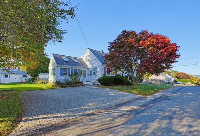 35 Matthies St