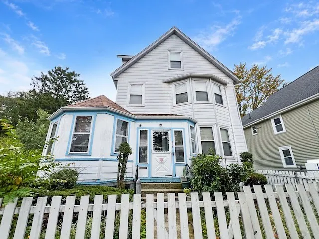 218 West  Selden Street, Boston