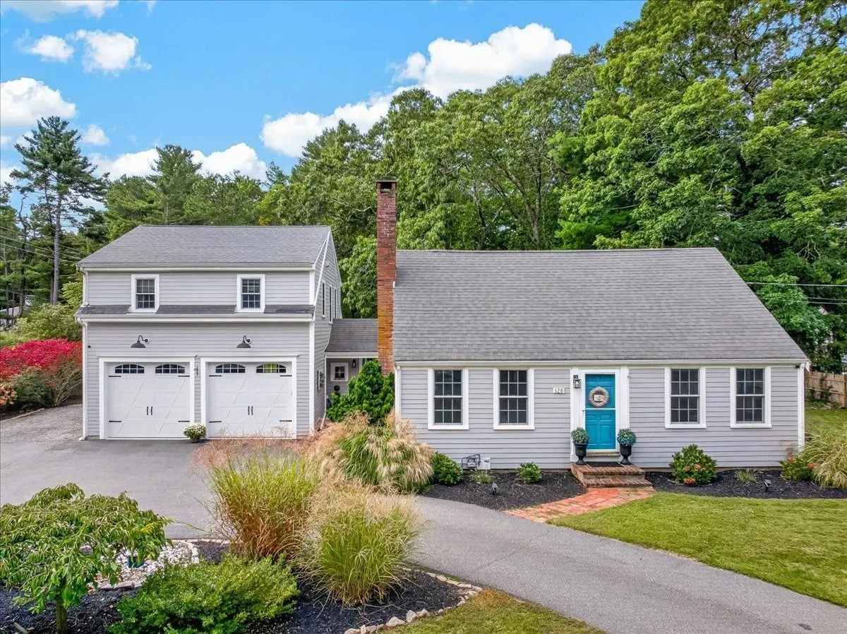 128 Bayridge Ln, Duxbury