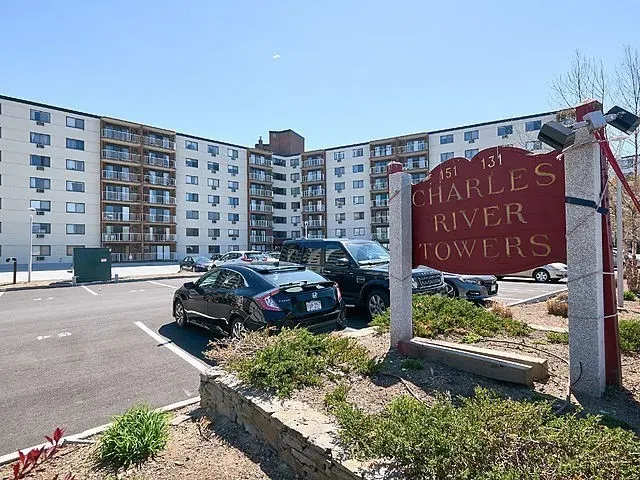 151 Coolidge Ave #303, Watertown