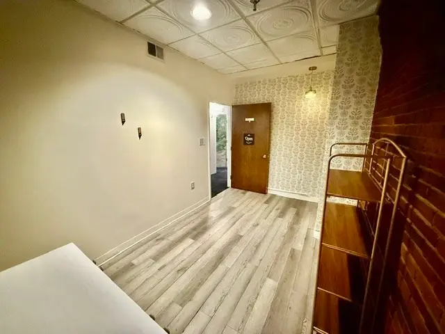 236 Commercial Street #3L
