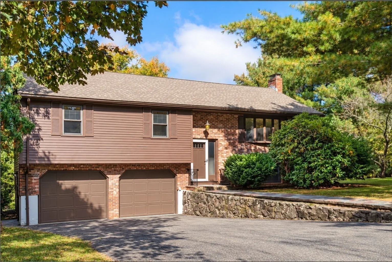 6 Aricia Ln, Winchester