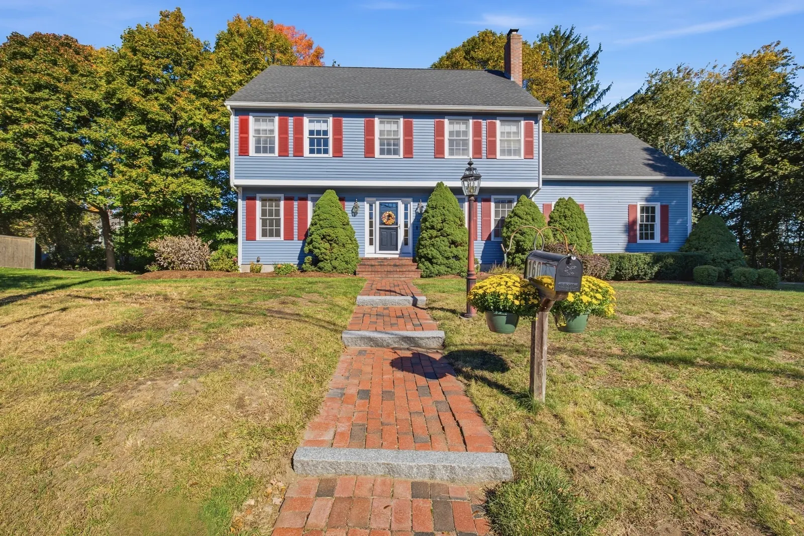 160 Saunders Rd, Norwood