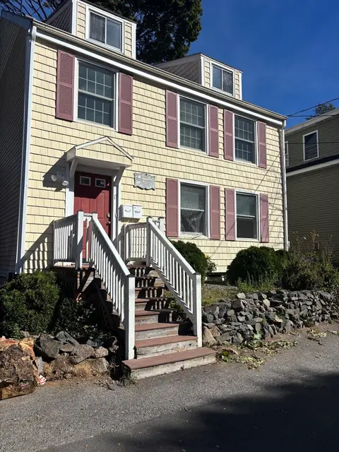 17 Vestry St #1