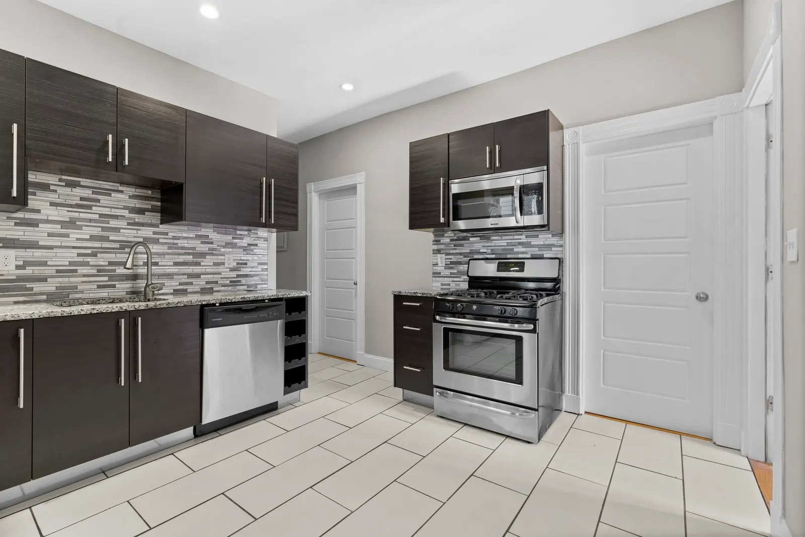 35 Harbor View Street #2, Boston