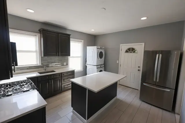 55 Savin Street #3