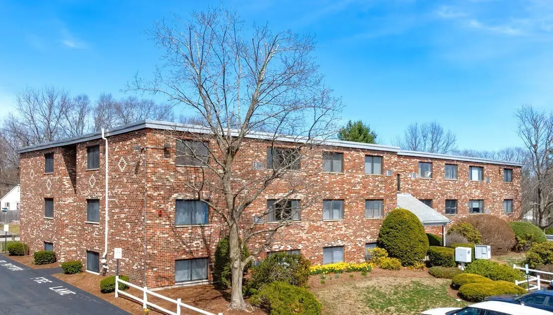 69 Milliken Ave #1A, Franklin
