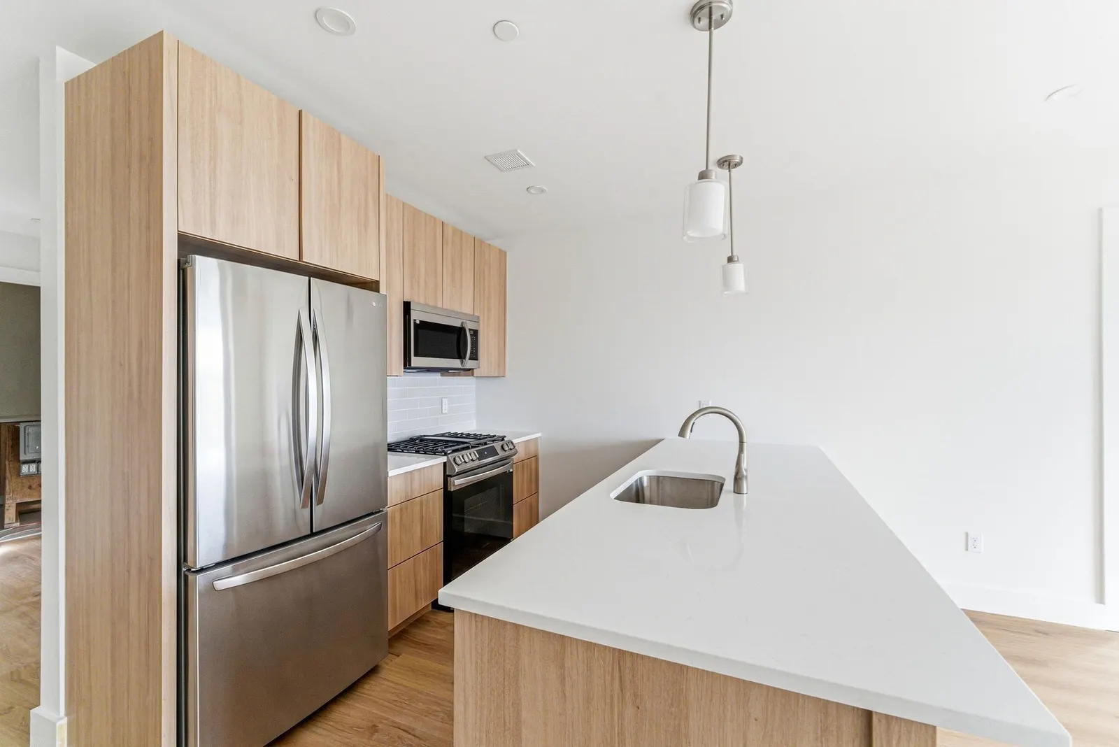 1035 Commonwealth Ave #602, Boston