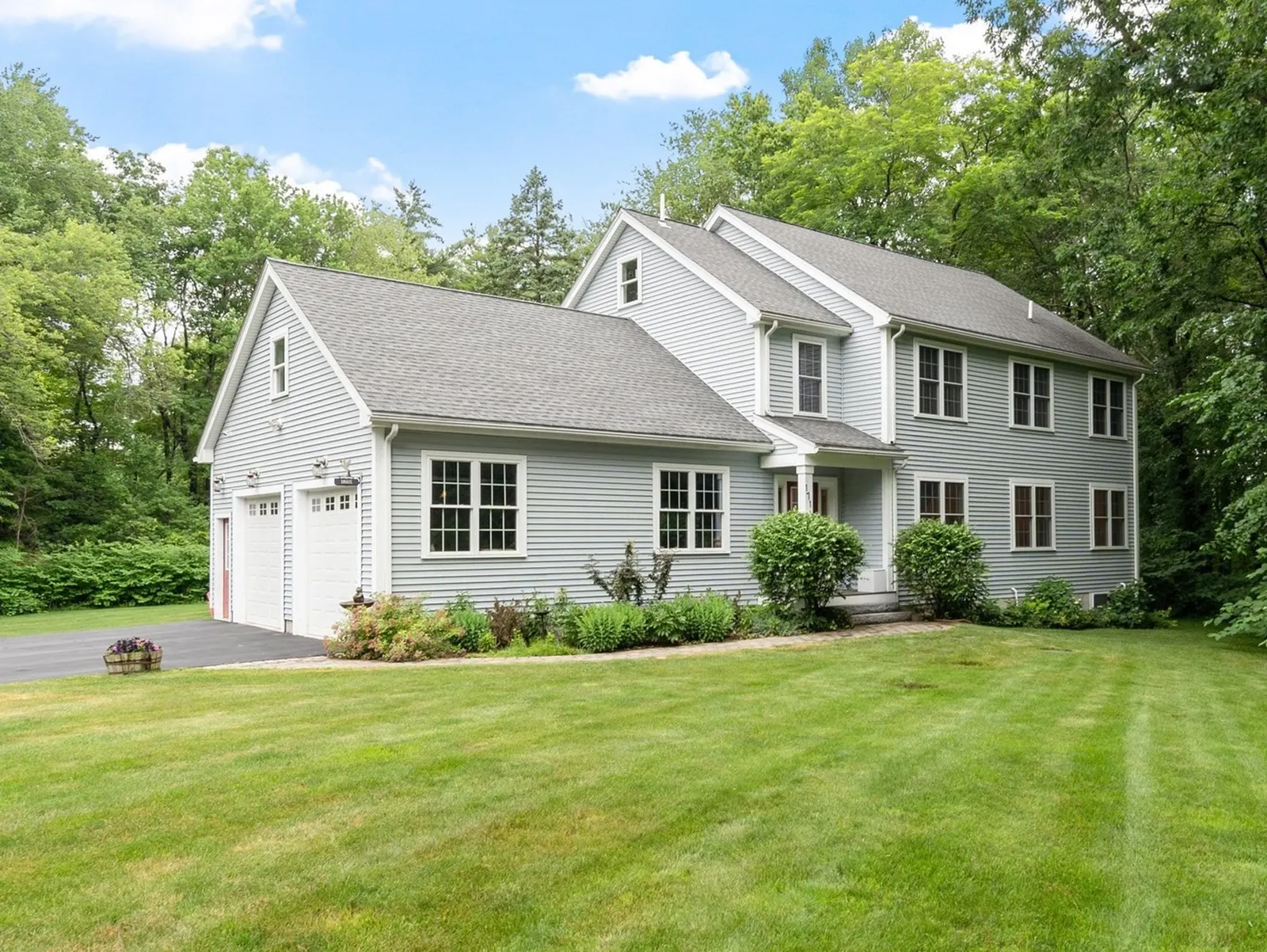 171 Depot Rd, Boxborough