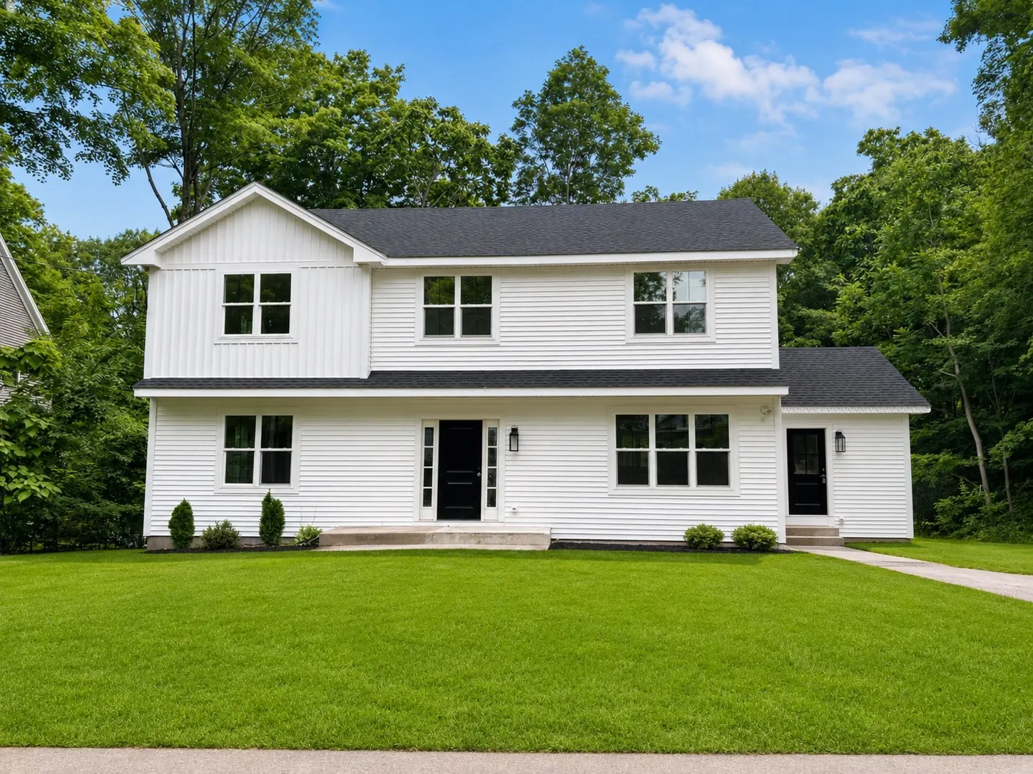 15 Mount Auburn St, Hopkinton