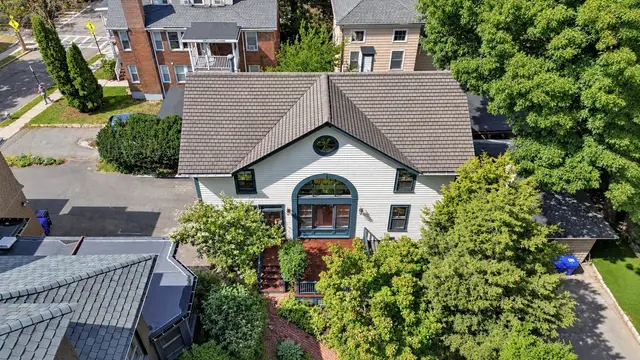 71 Abbottsford