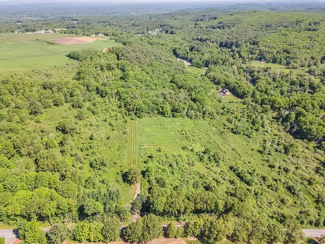 0 Wattaquadock Hill Rd