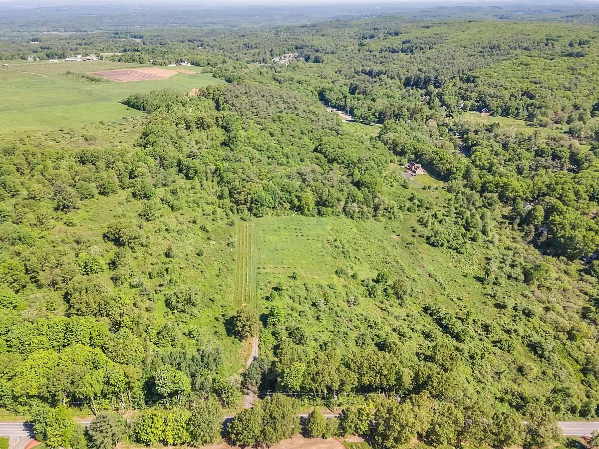 0 Wattaquadock Hill Rd, Bolton