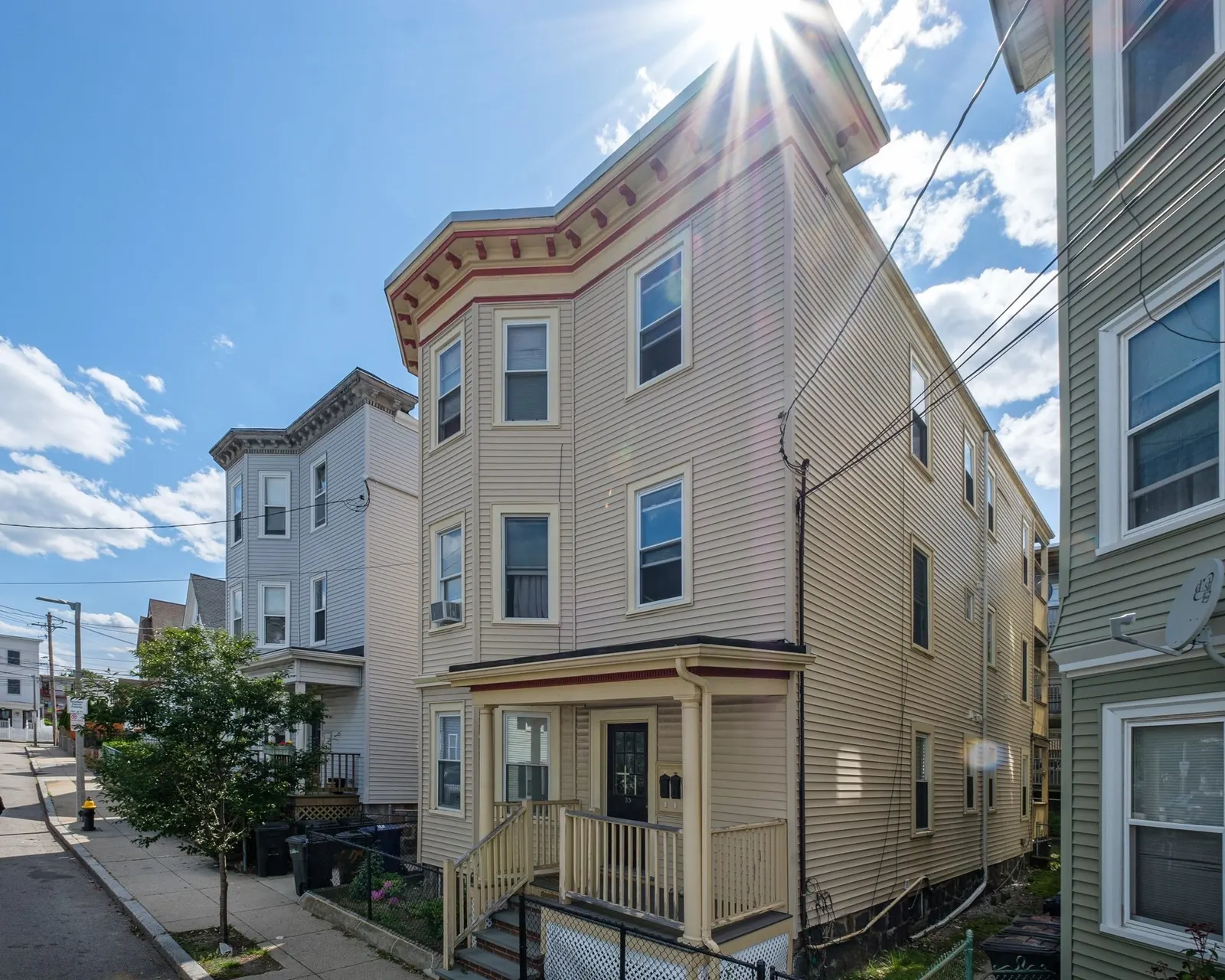 35 Newport Street, Boston