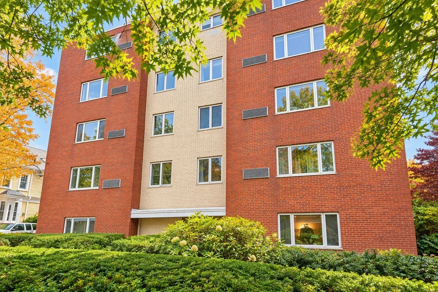 114 Pleasant St. #406, Arlington