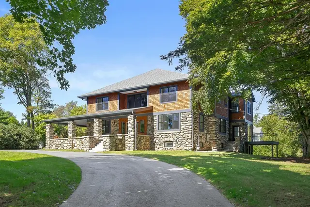 20 Wheeler Ln
